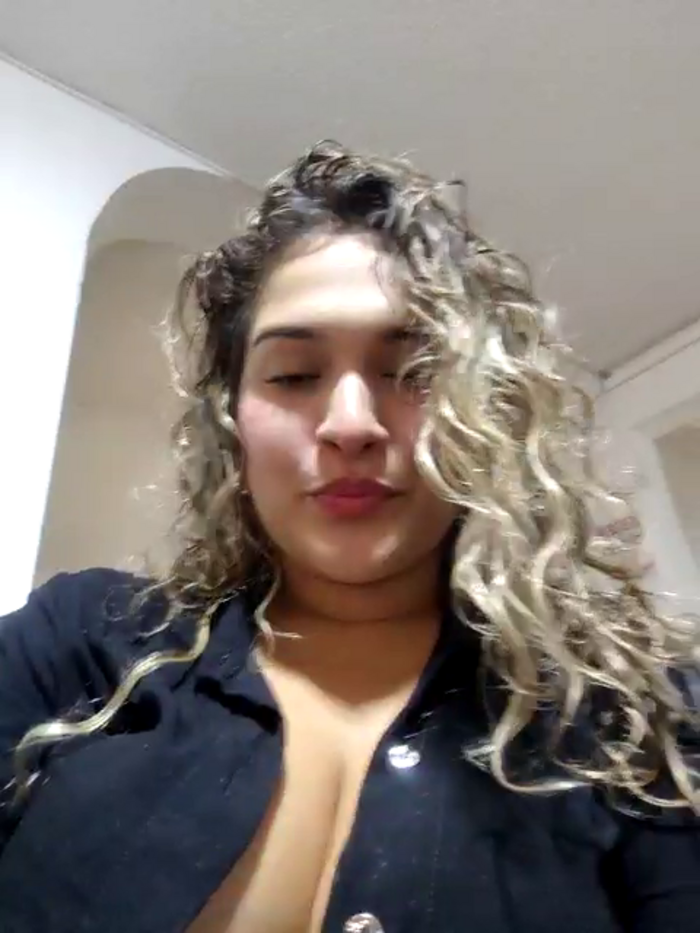 Sara_smiiith211