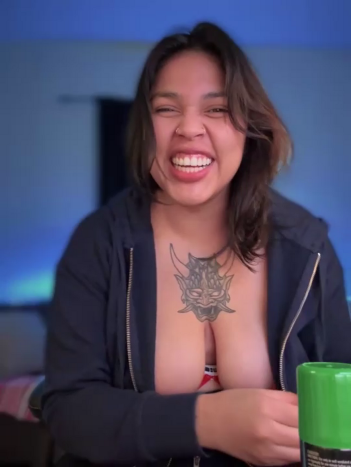 miacanela_xo