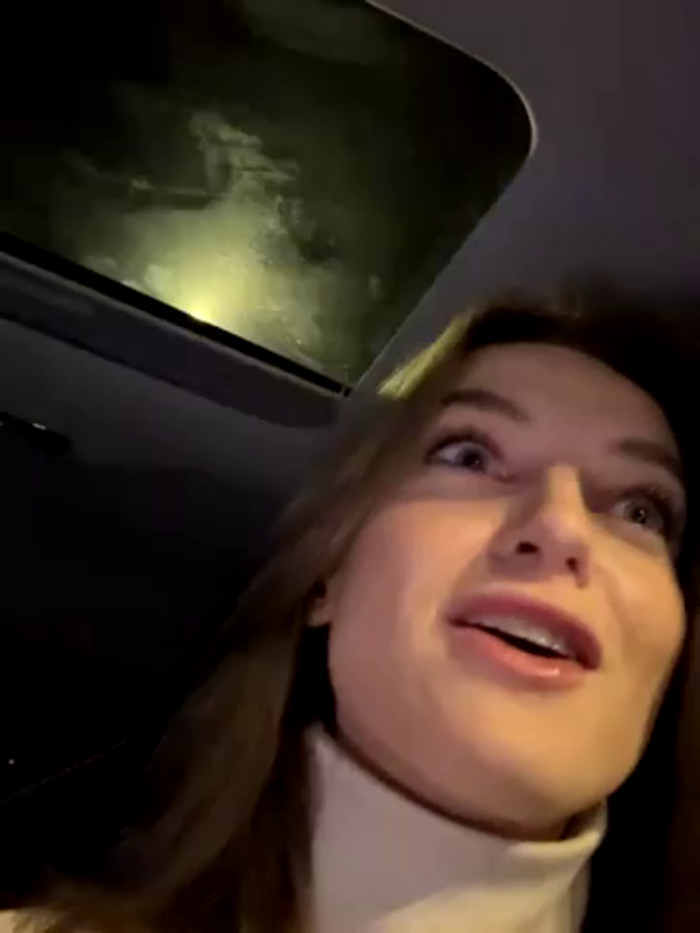 -AngelAri-