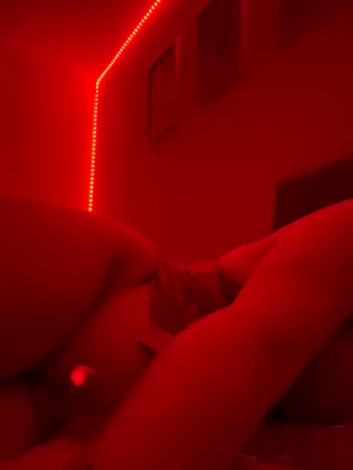 Abella4uxx