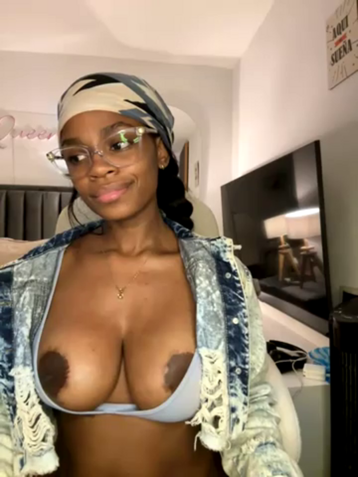 CharlottX
