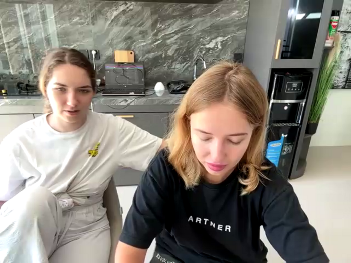 Nura_n_Sarah