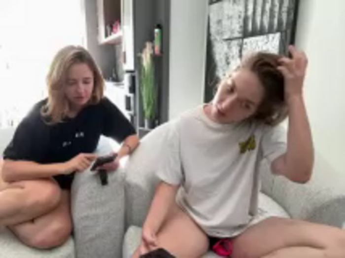 Nura_n_Sarah