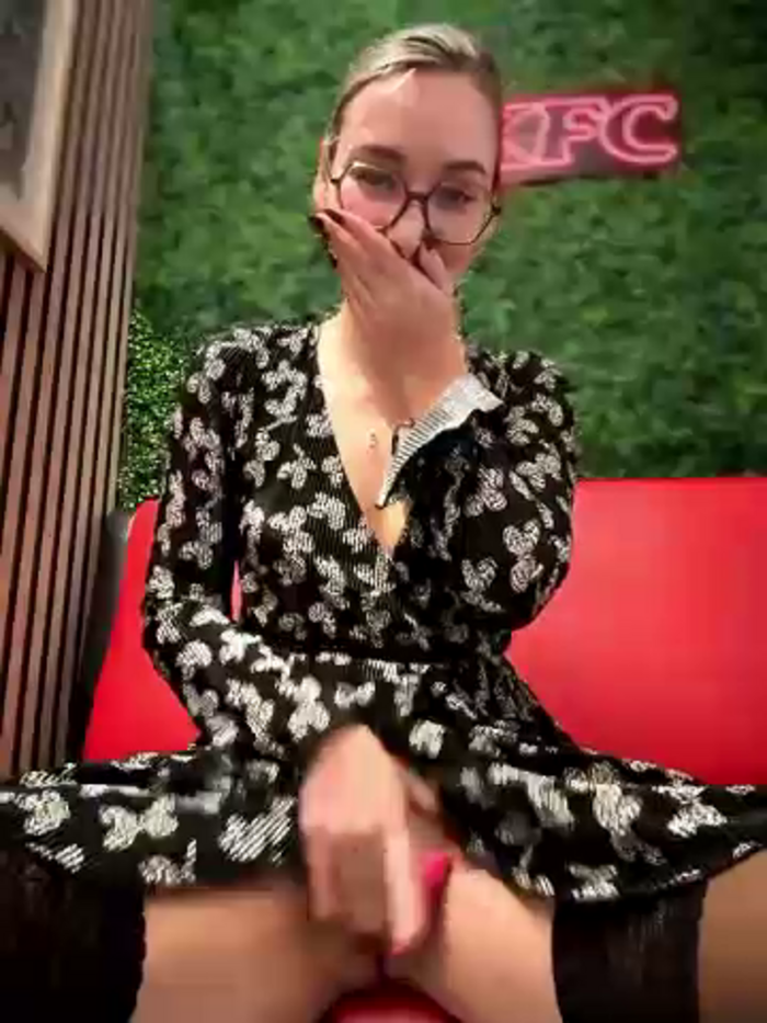 The_Snowwhitee