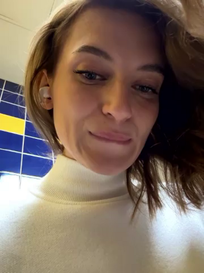 -AngelAri-