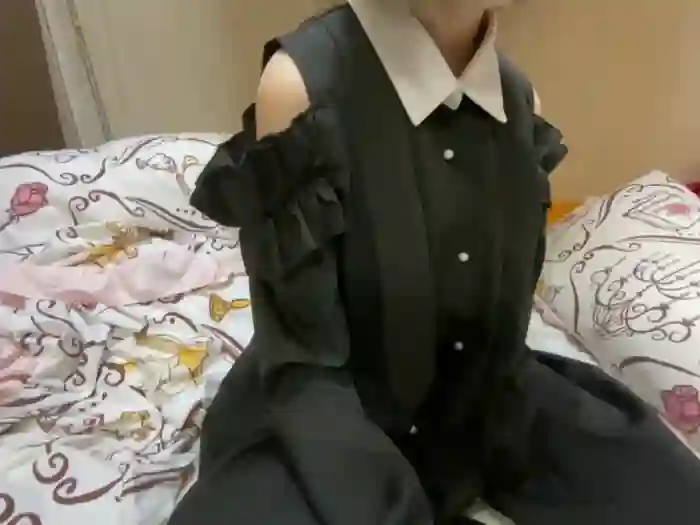 2024/10/10/stripchat-ruru_v_v-12-26-45