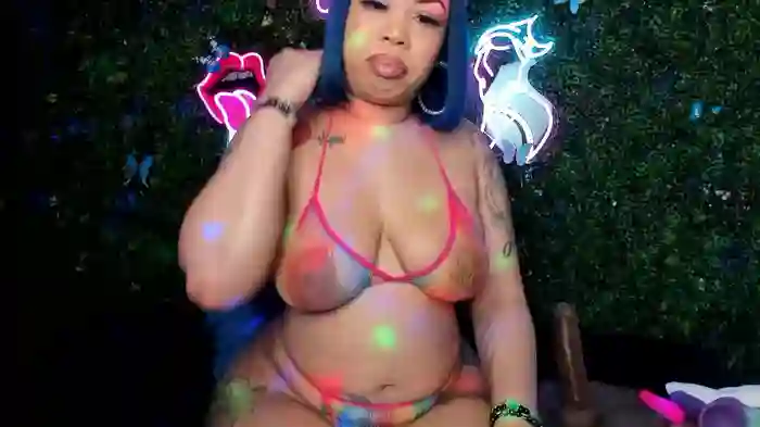 2024/10/10/stripchat-thickassrena-22-50-44
