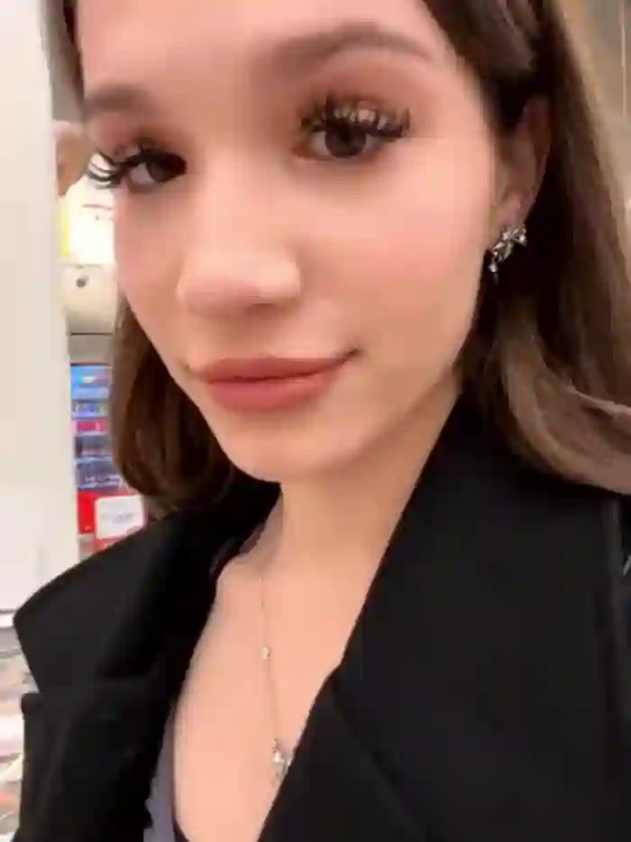 2024/10/10/stripchat-shy_priincess-15-21-13