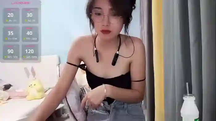 2024/10/10/stripchat-xiaohongguo168-23-14-04