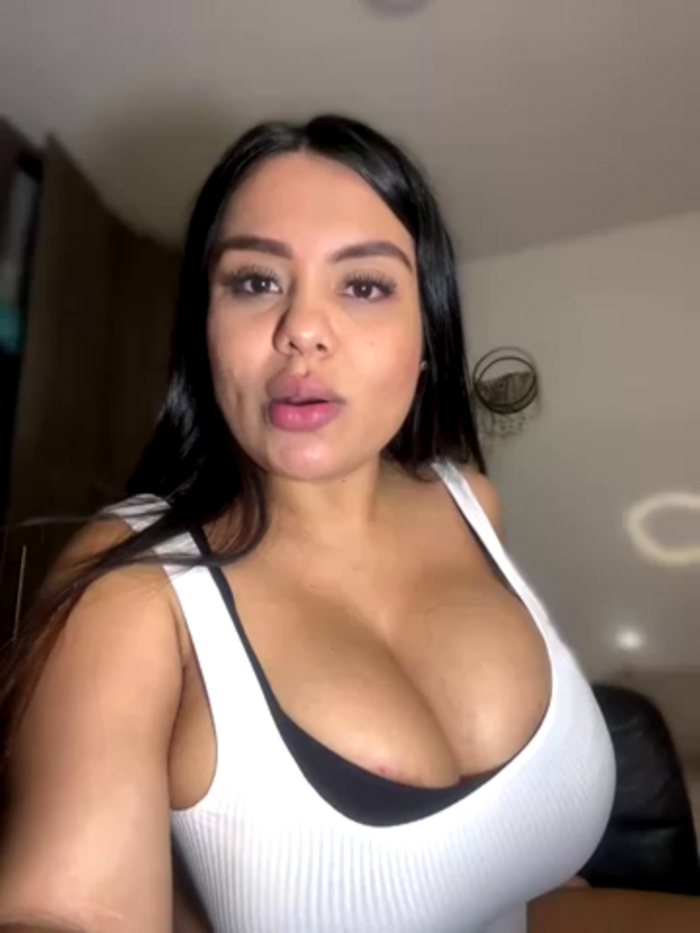 valeria2019hot