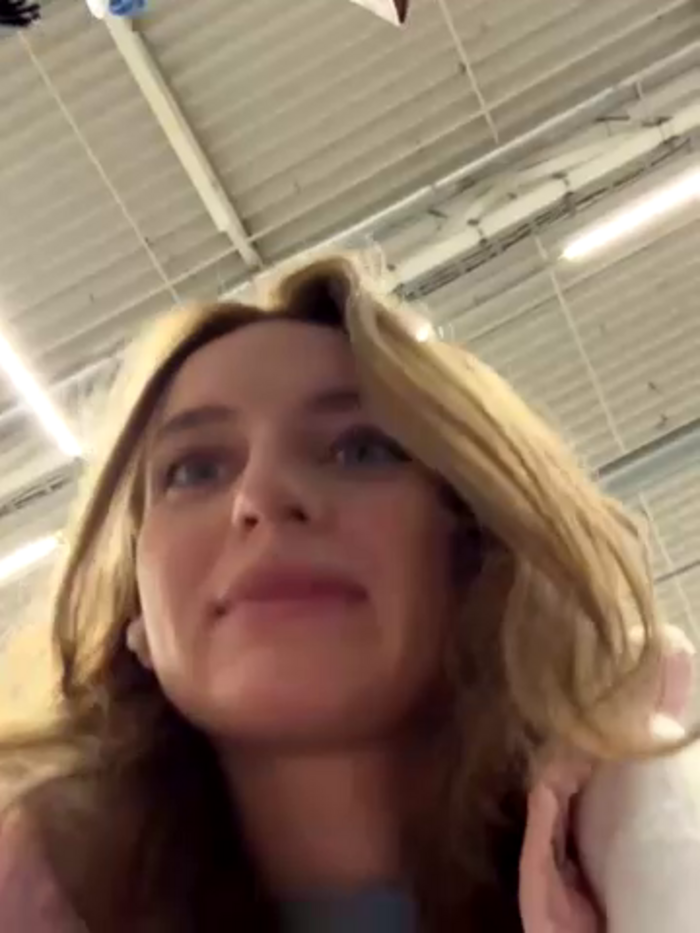 -AngelAri-