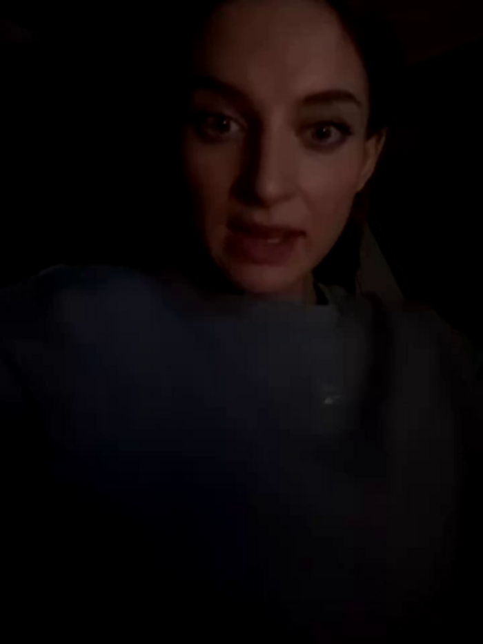 -AngelAri-