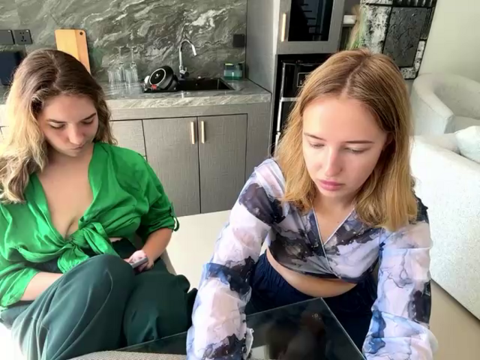 Nura_n_Sarah