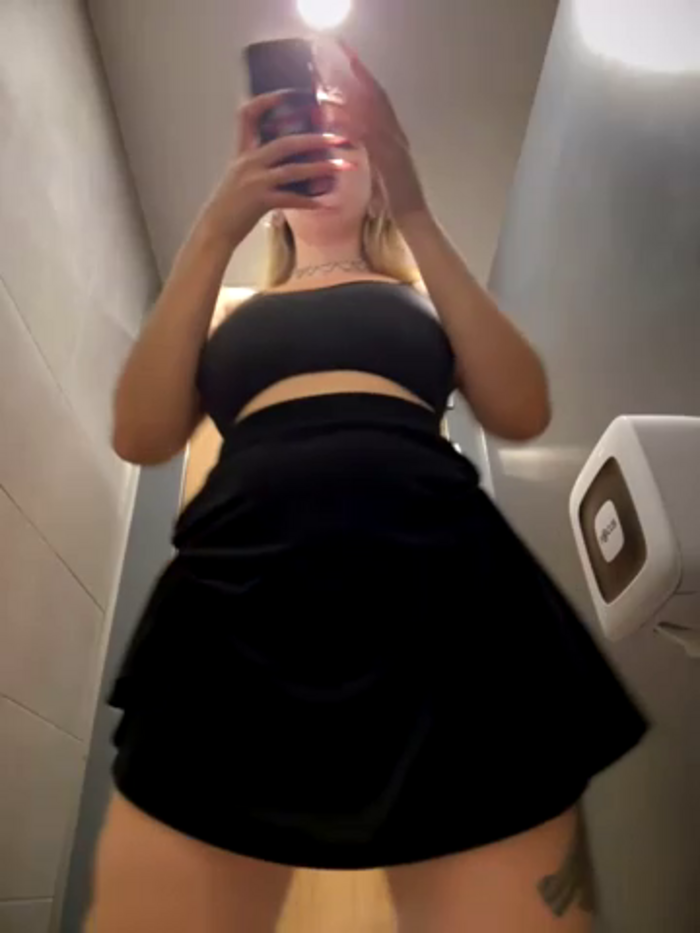 Teya_moon_