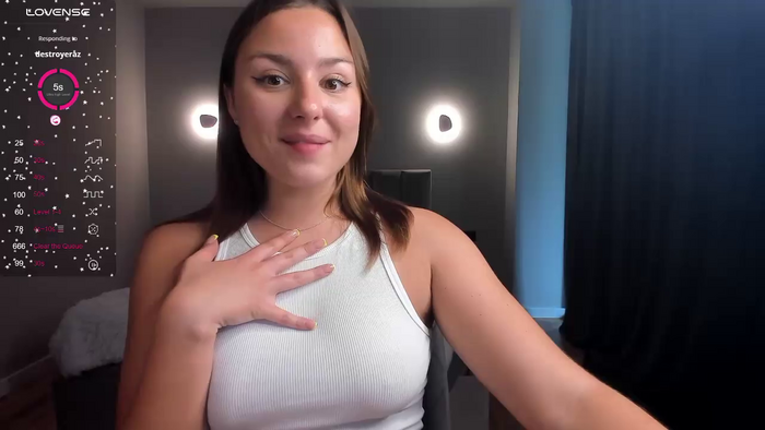 ThreeshaWhite