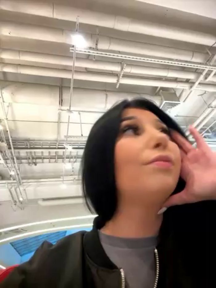 Tisha_Busty