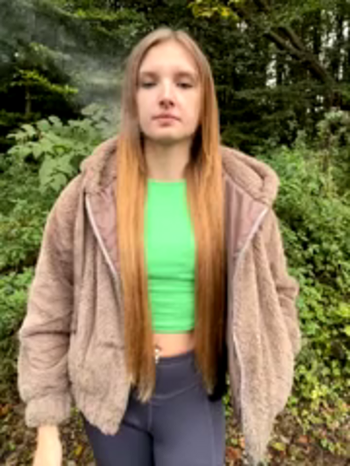 AnnyBelle_