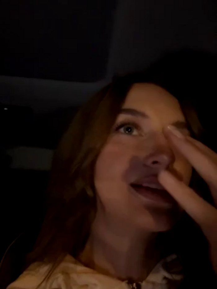 -AngelAri-
