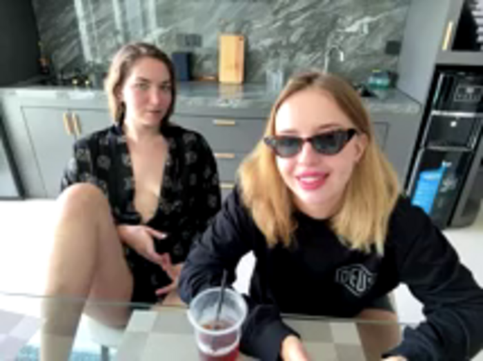 Nura_n_Sarah