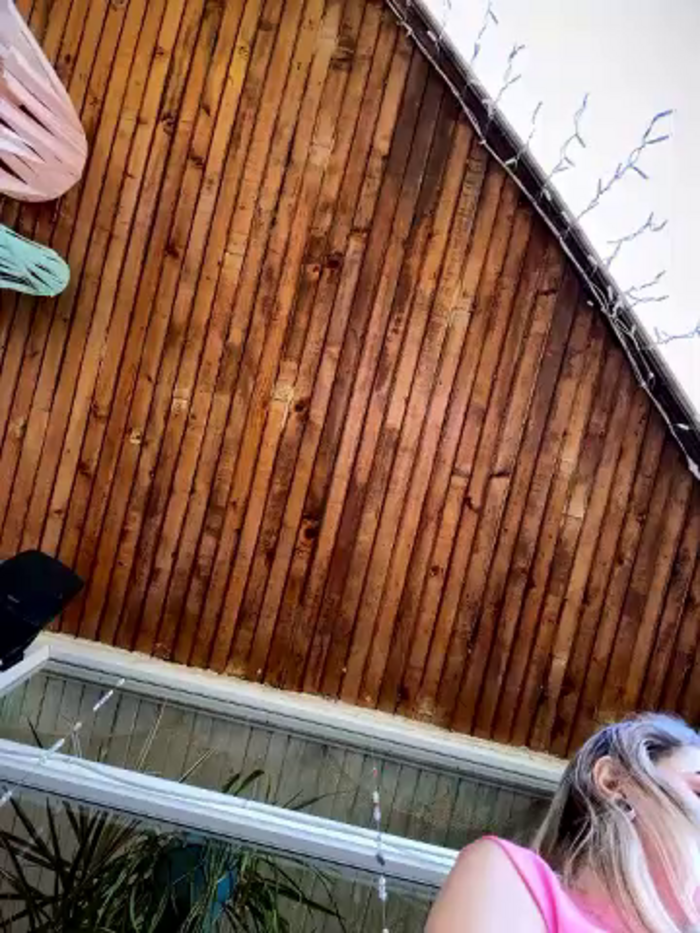 Teya_moon_