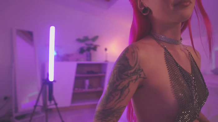 Sarah_Pink
