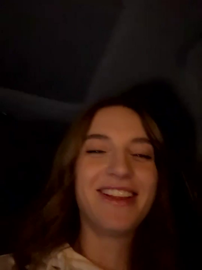 -AngelAri-