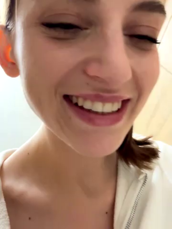 -AngelAri-