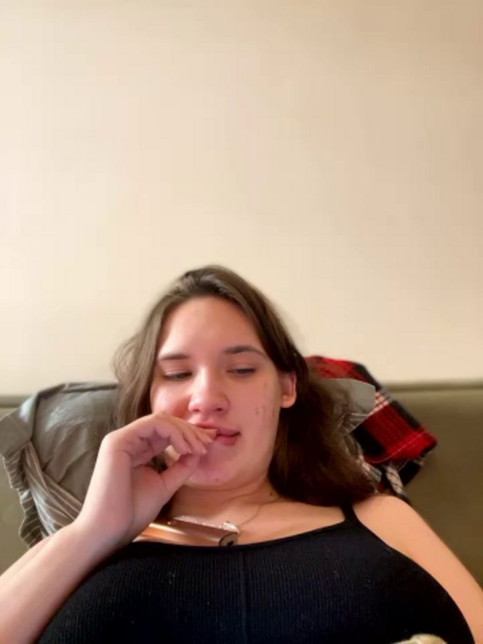 Holly_Molii