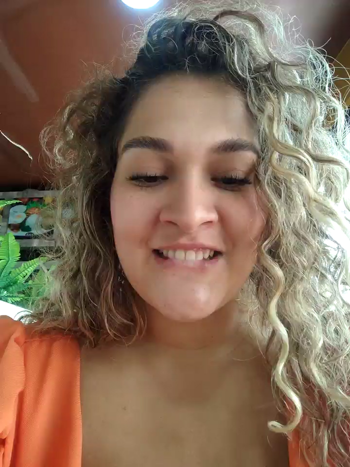 Sara_smiiith211