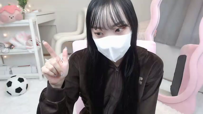 momo_room
