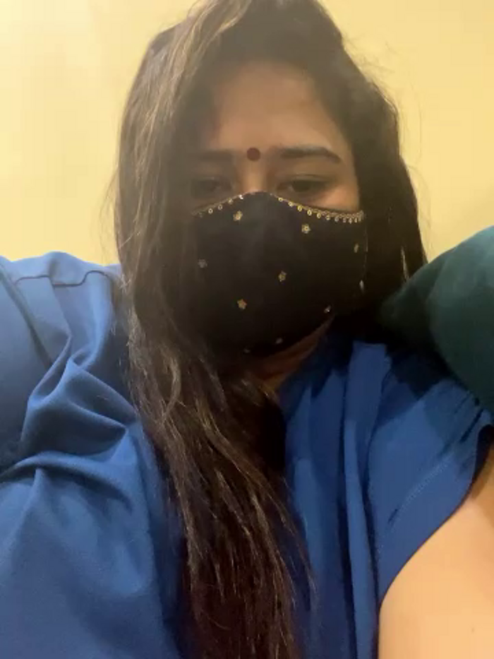 Indian_hotmilfs