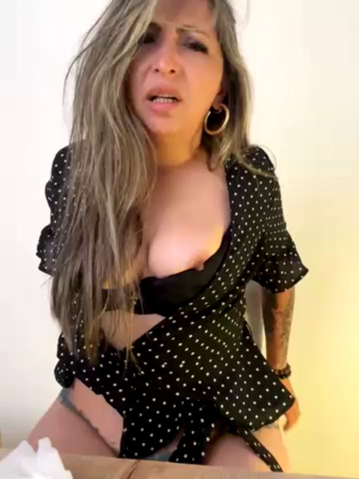 _Abril-Office1