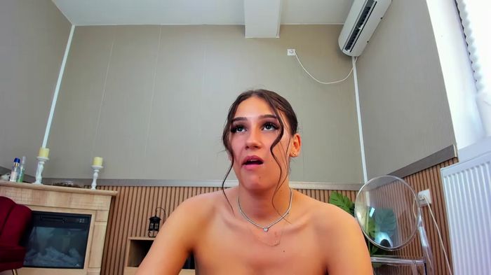 Kimi_Ivy