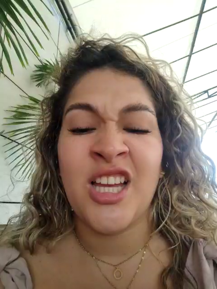Sara_smiiith211