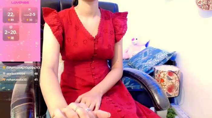 adore_khushbu