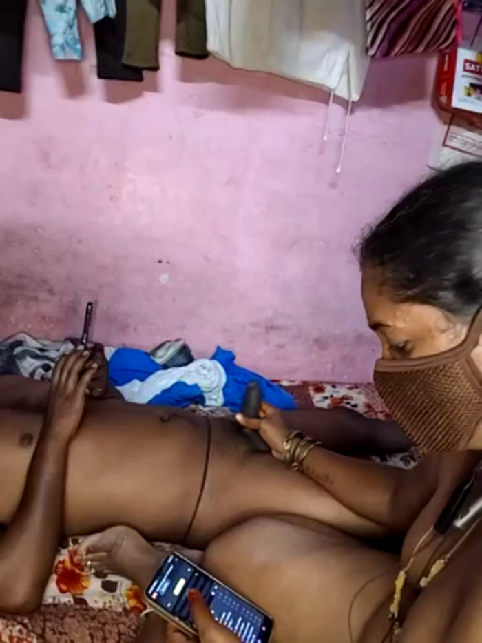 tamilvillagecouple1