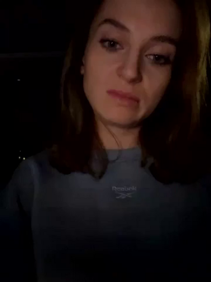 -AngelAri-