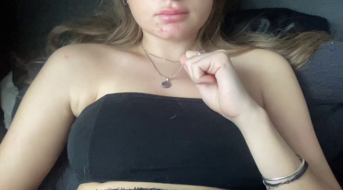KaraLeee