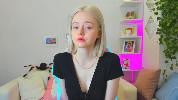 Lola_Blondy