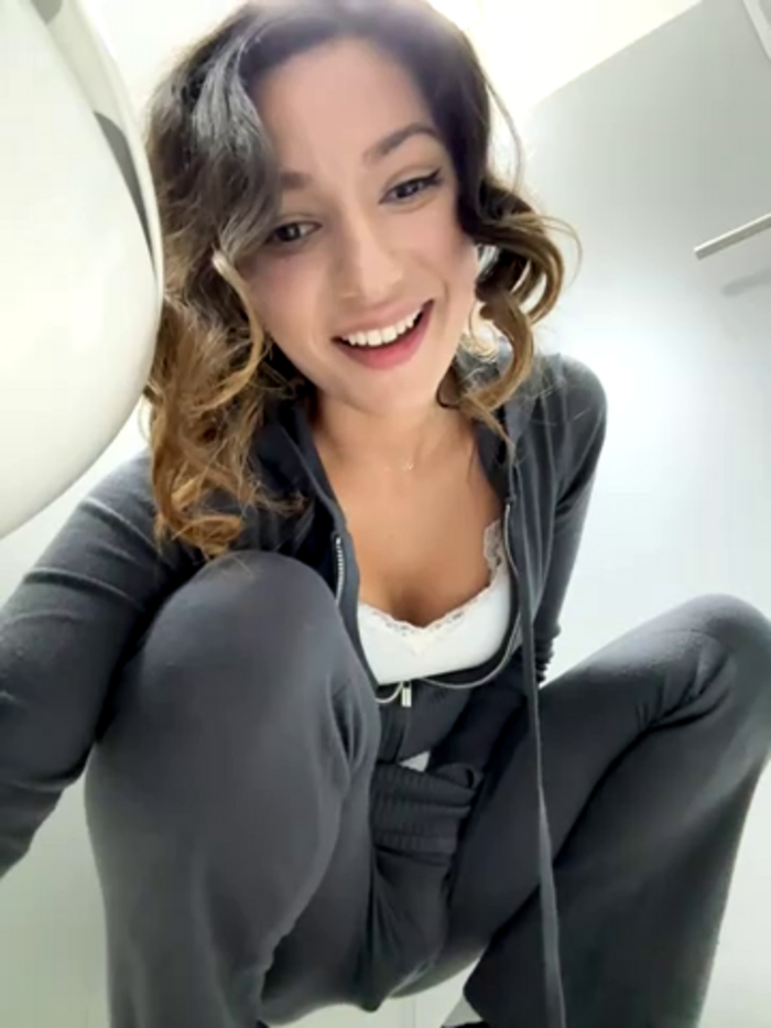 _MiaQueen_