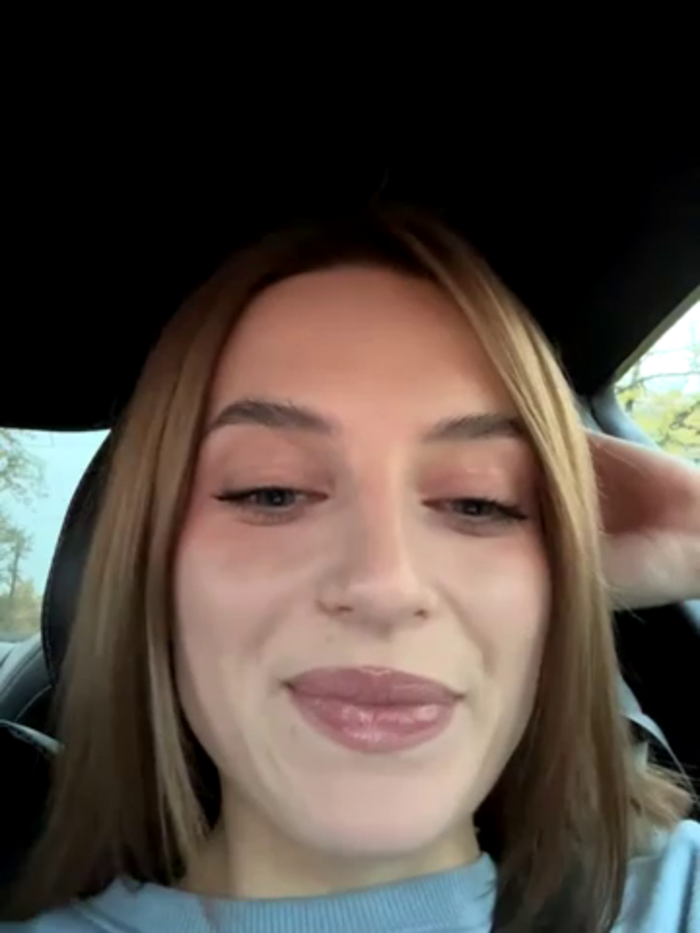 -AngelAri-