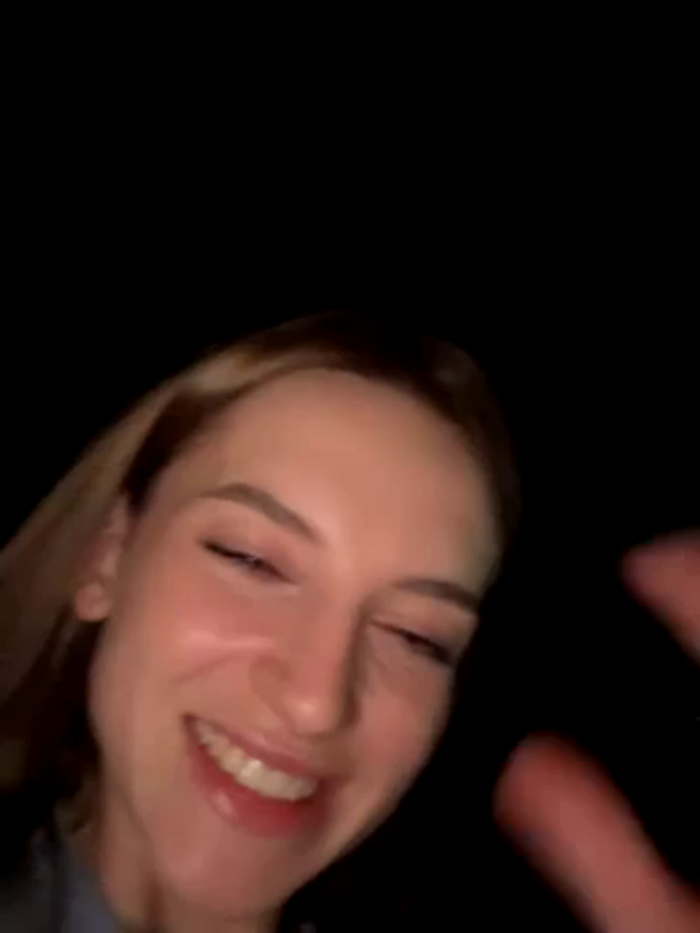 -AngelAri-