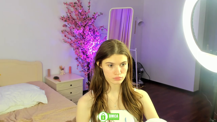 Hello_Vivienne