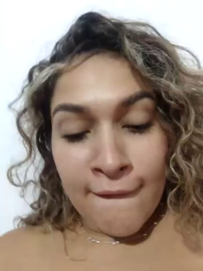 Sara_smiiith211