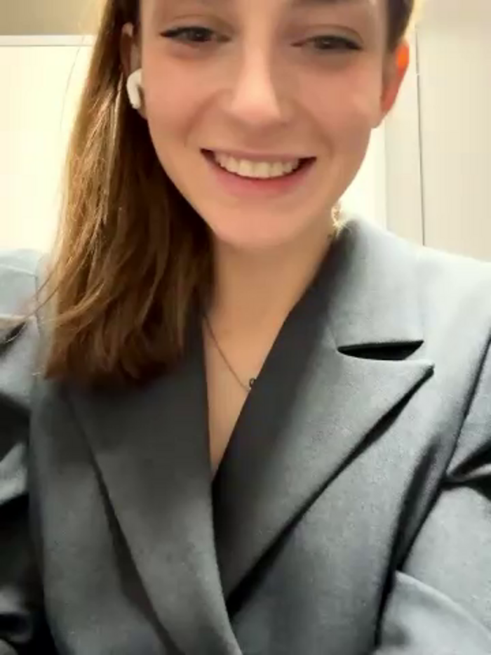 -AngelAri-