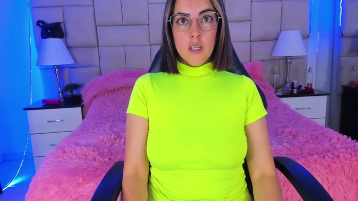 IsisLoveyes_
