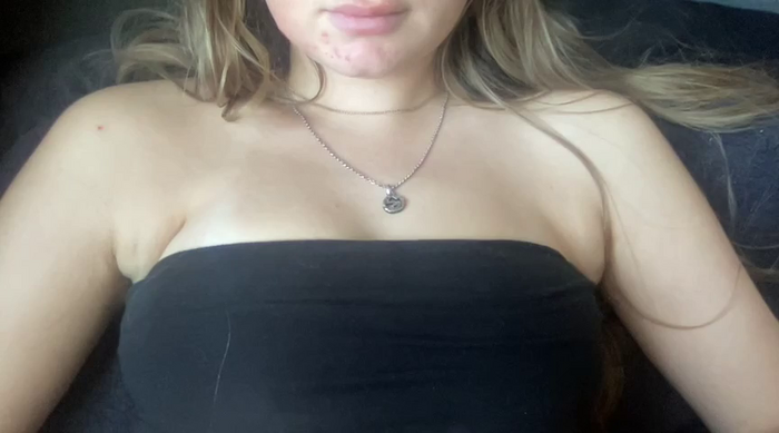 KaraLeee