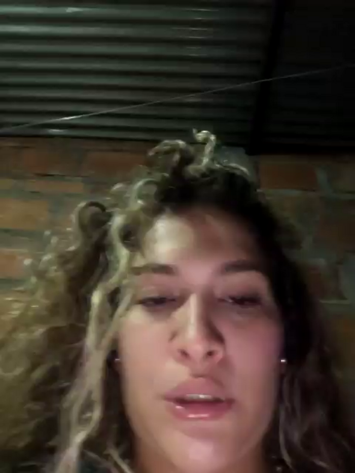 Sara_smiiith211