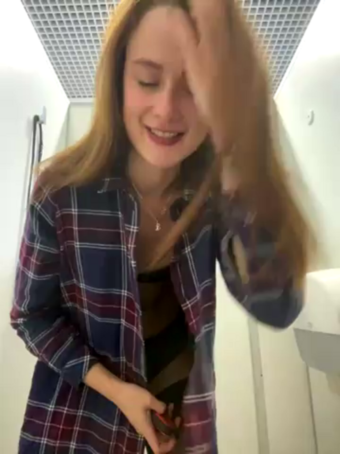 Dina_Tease