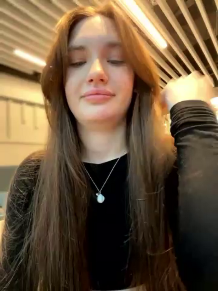 Holly_Molii